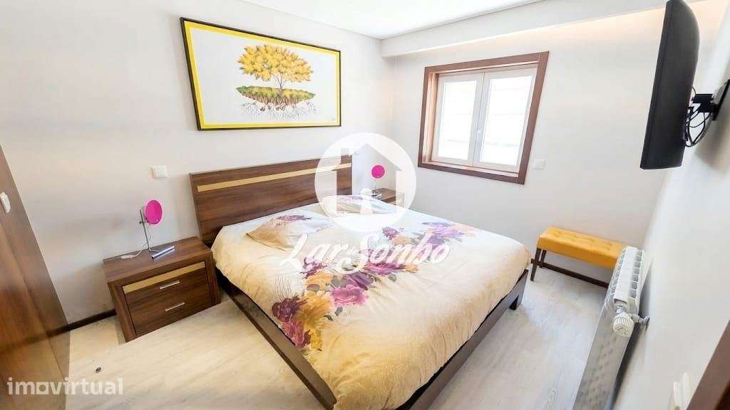 Exclusividade à Beira-Mar | T5 de Luxo na 1.ª Linha da Póvoa de Varzim - Grande imagem: 4/30