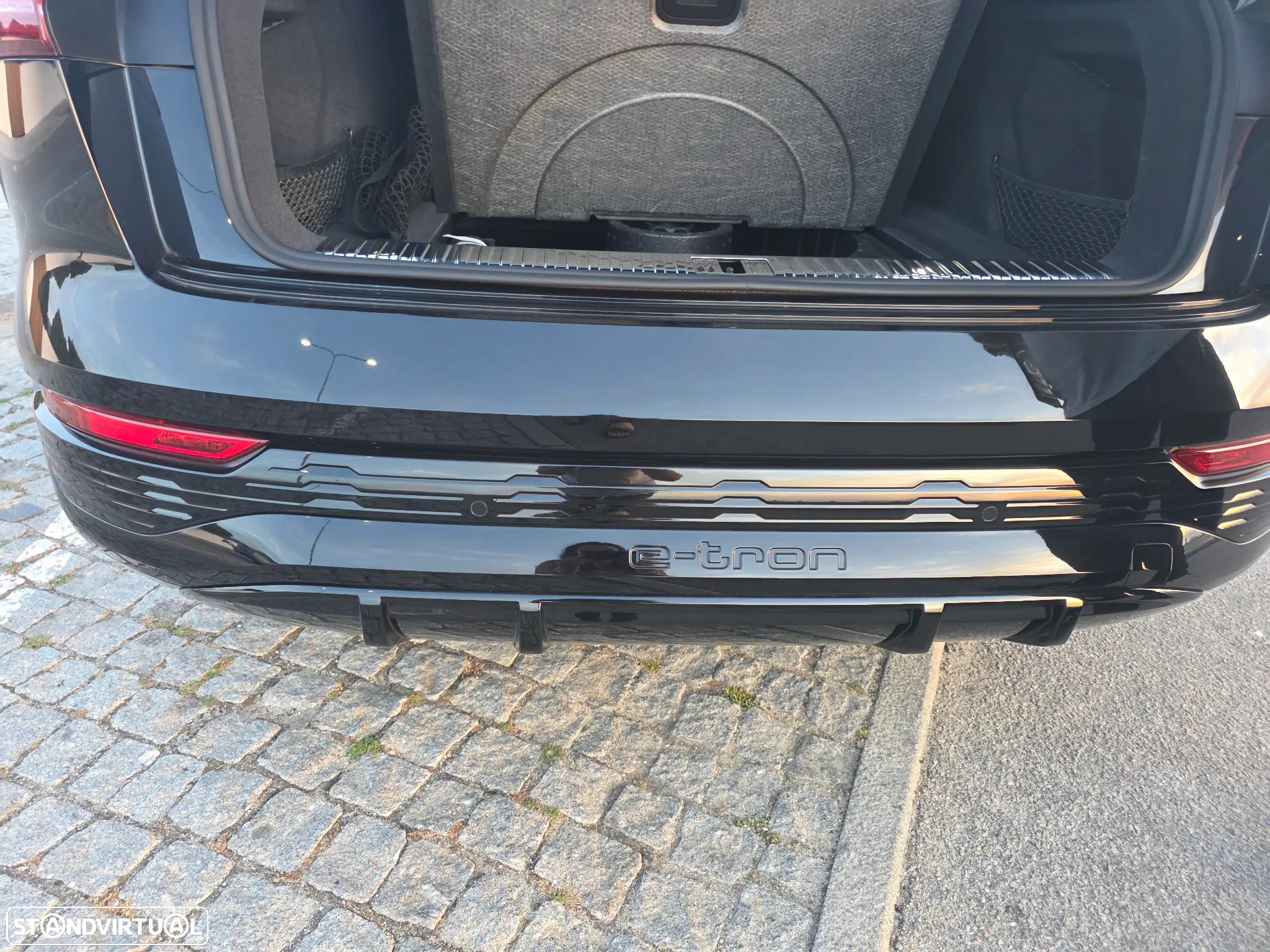Audi Q8 e-Tron Sportback 50 quattro S line - 12