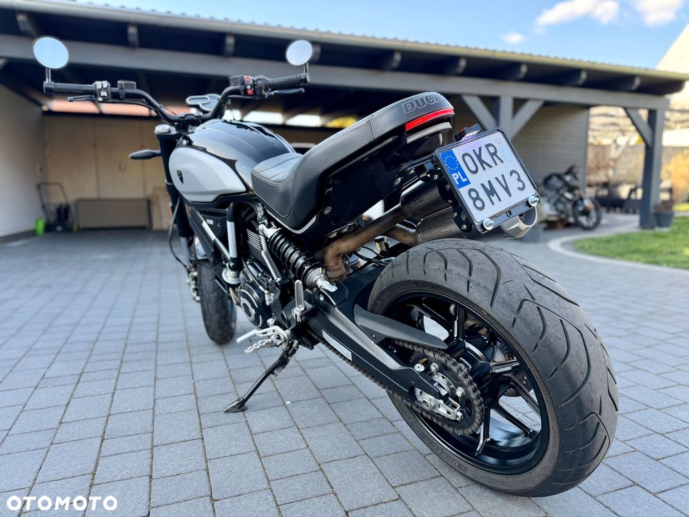 Ducati Scrambler - 9