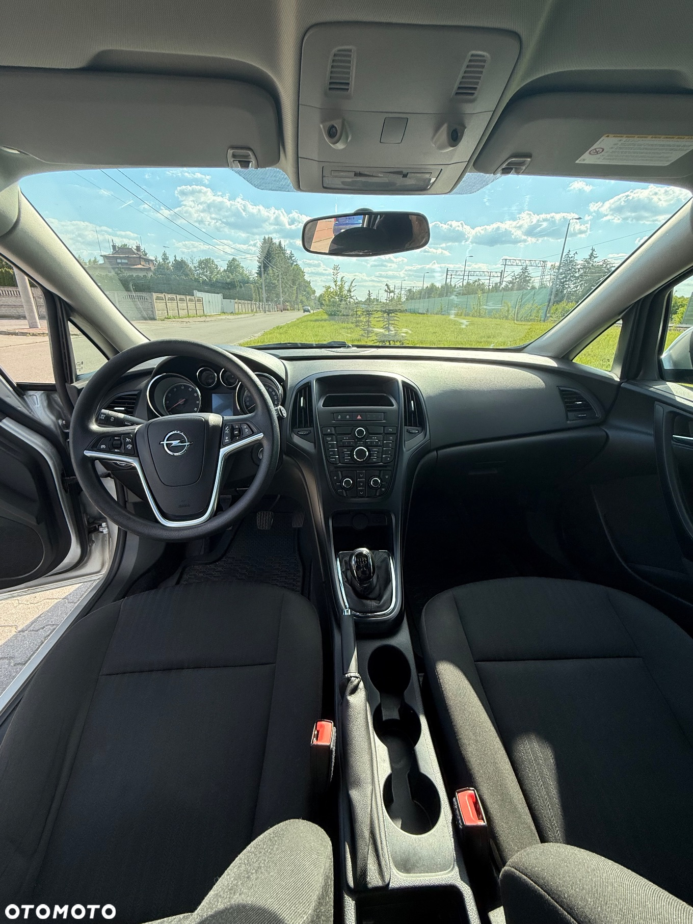 Opel Astra IV 1.6 Essentia - 13