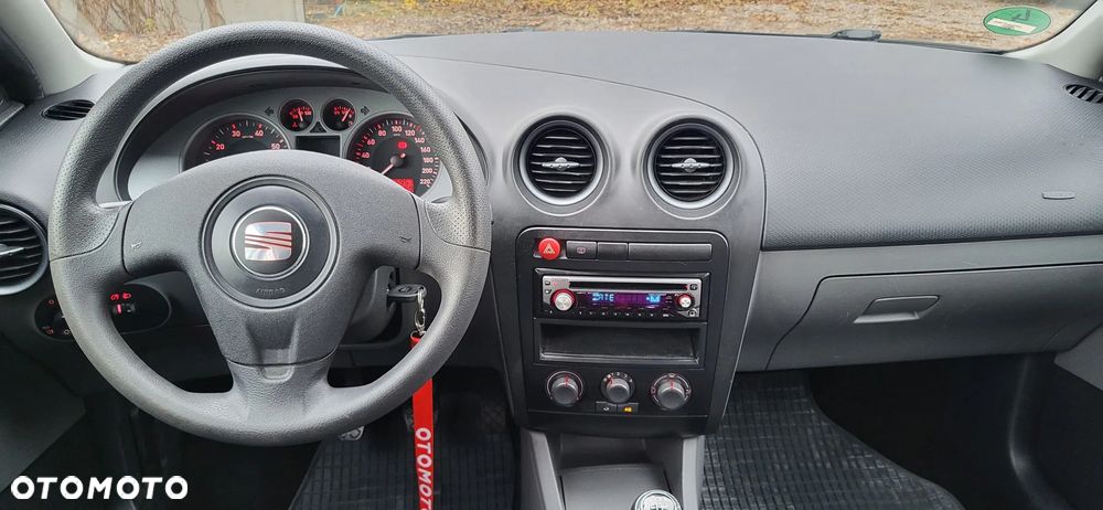 Seat Ibiza 1.2 12V Reference - 16