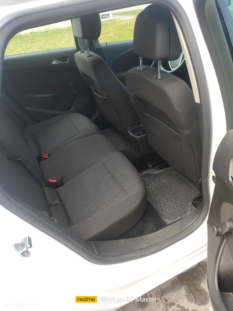 Opel Astra 1.6 Sport - 16