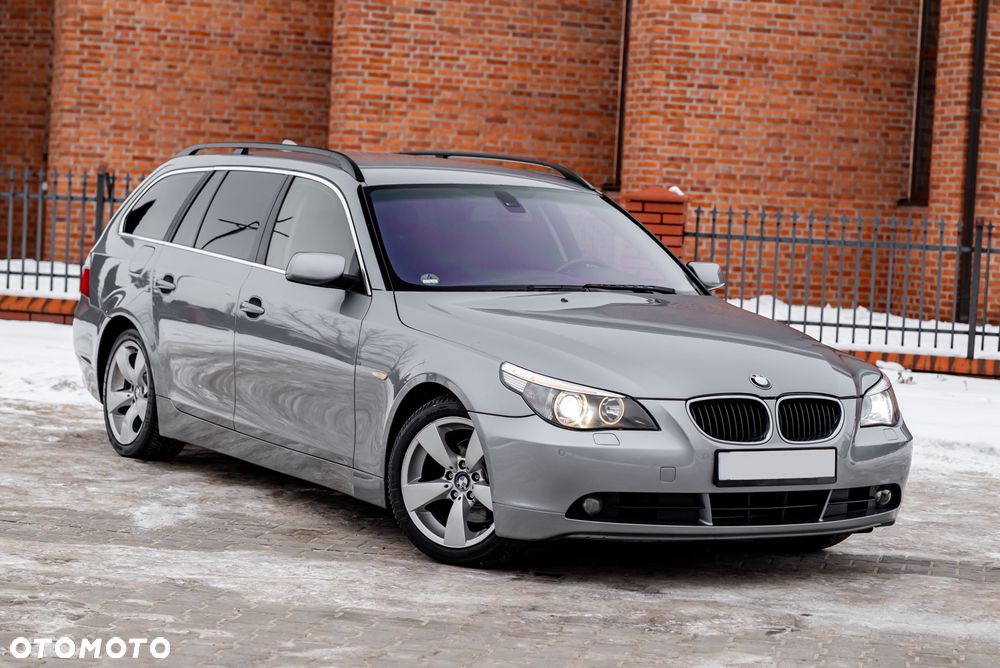 BMW Seria 5 525i Touring - 2