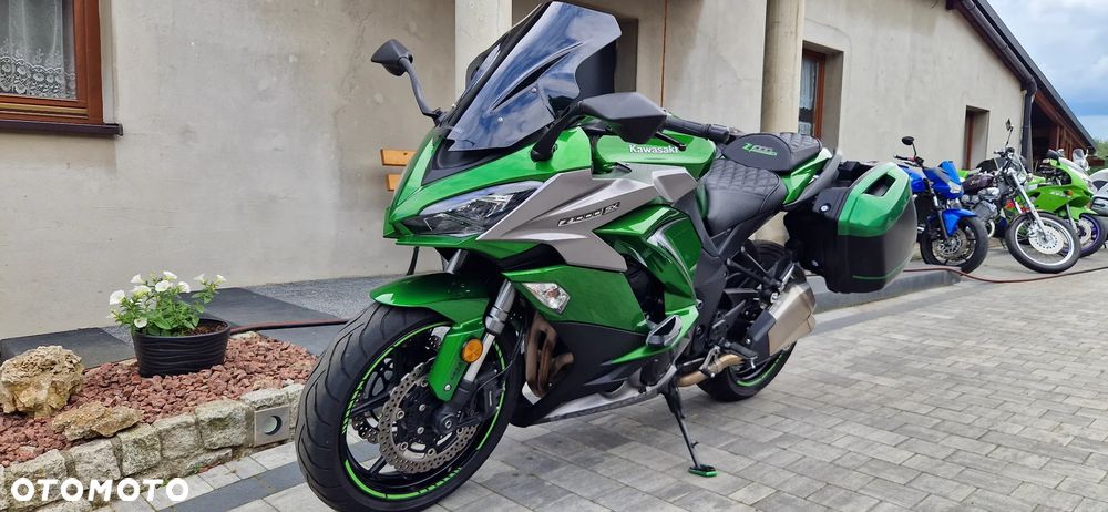 Kawasaki Ninja 1000 SX - 13