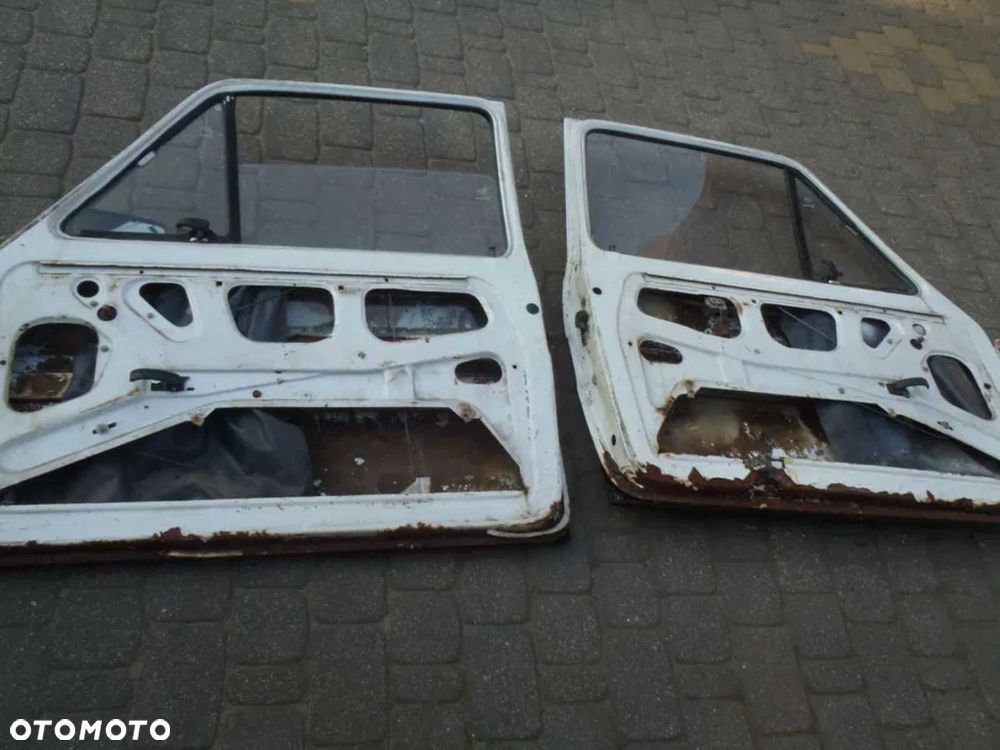 drzwi poszycie PŁAT zawias ramka fiat 126p 1991r prawe - 3