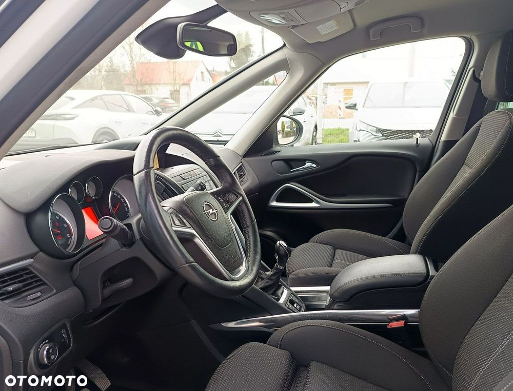 Opel Zafira - 14