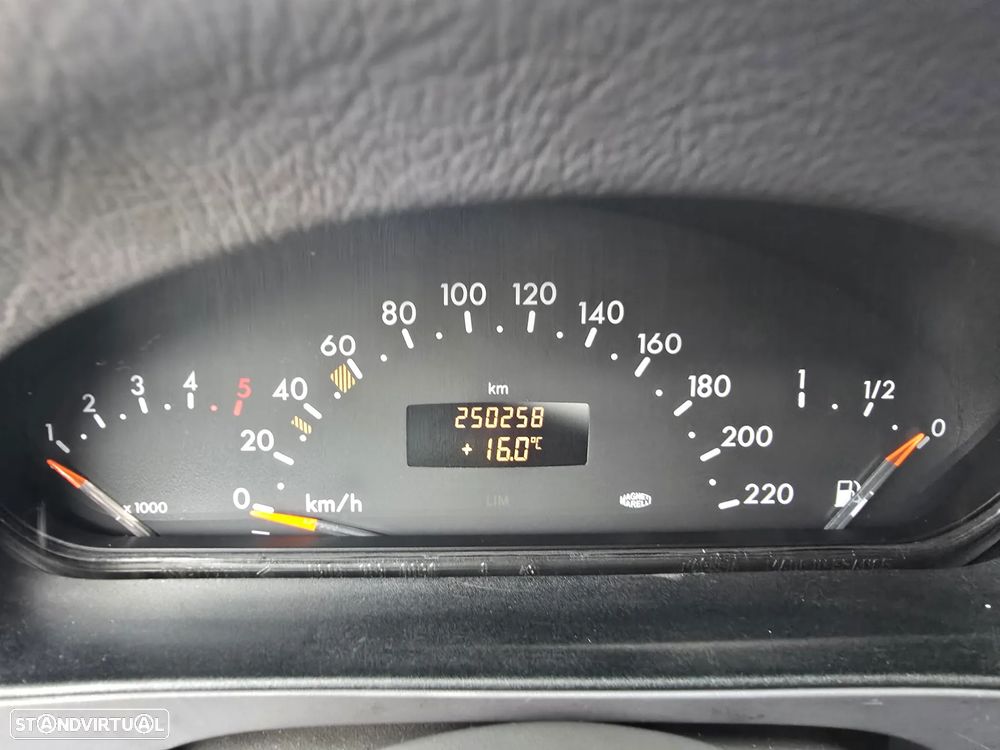 Mercedes-Benz A 170 CDi Classic - 28