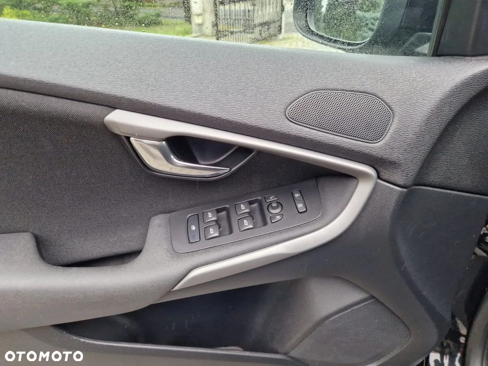 Volvo V40 D2 Drive-E Inscription - 16
