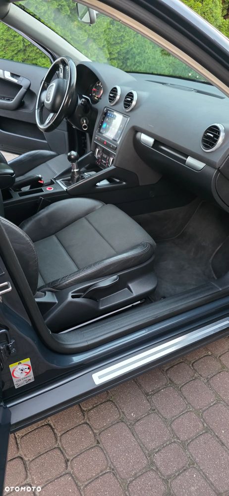 Audi A3 Sportback - 16