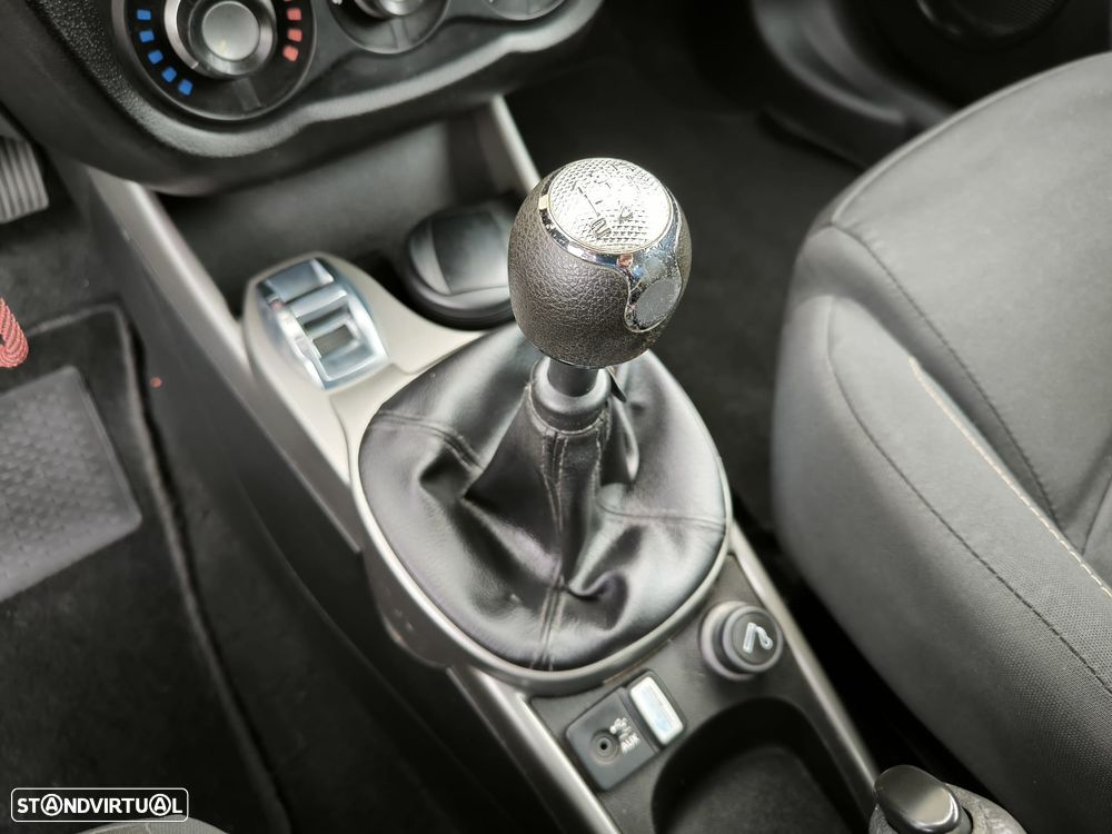 Alfa Romeo MiTo 1.3 JTD Progression S&S - 31