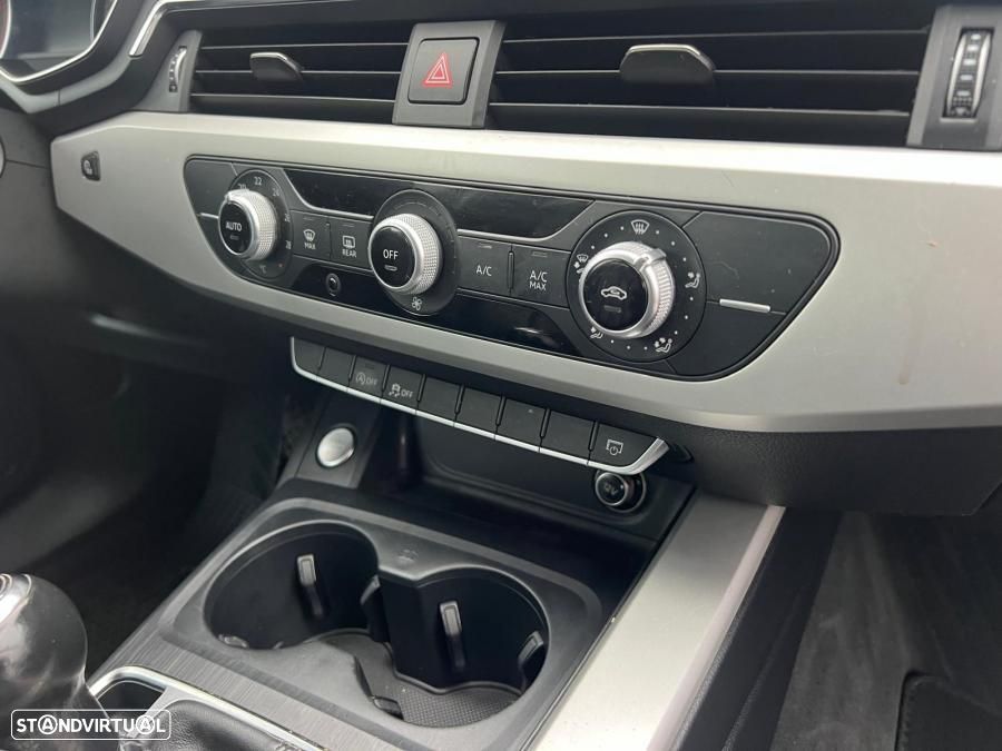 Audi A4 Avant 2.0 TDI Design - 10