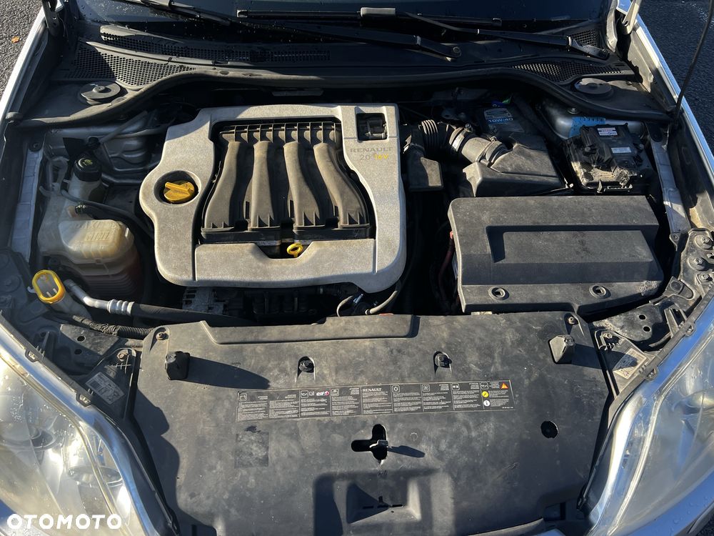 Renault Laguna - 8