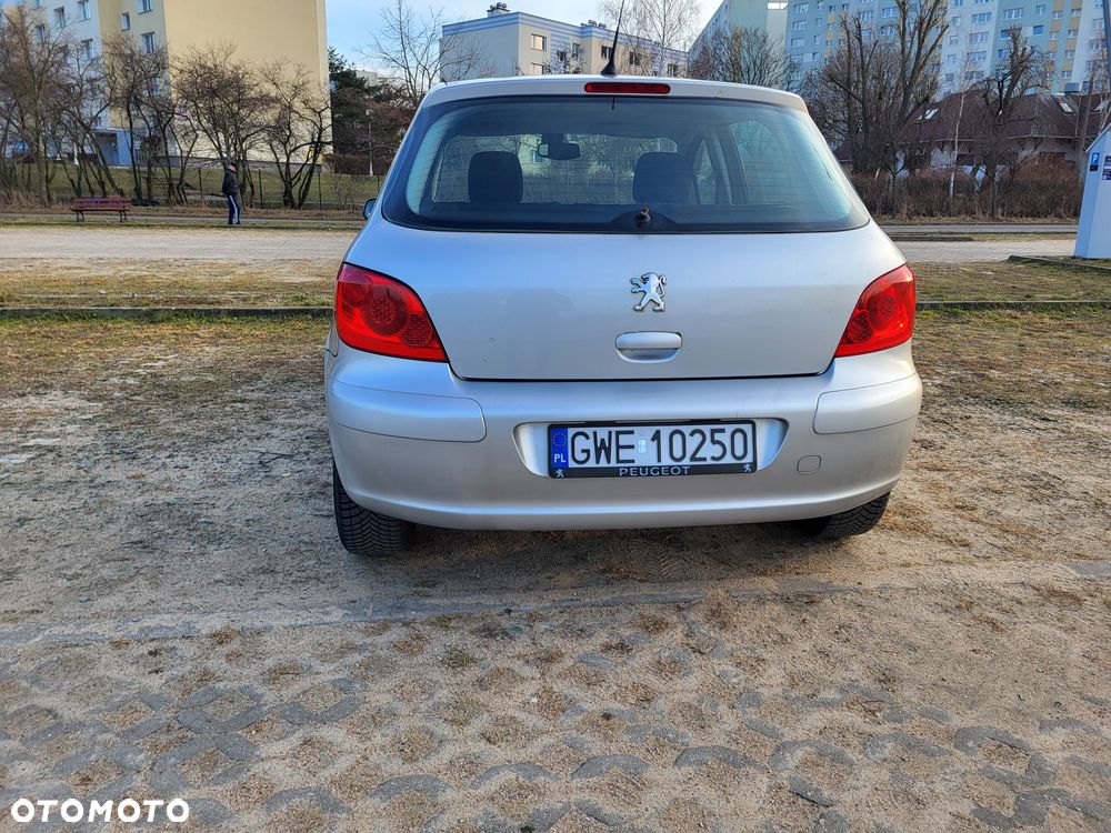 Peugeot 307 - 7