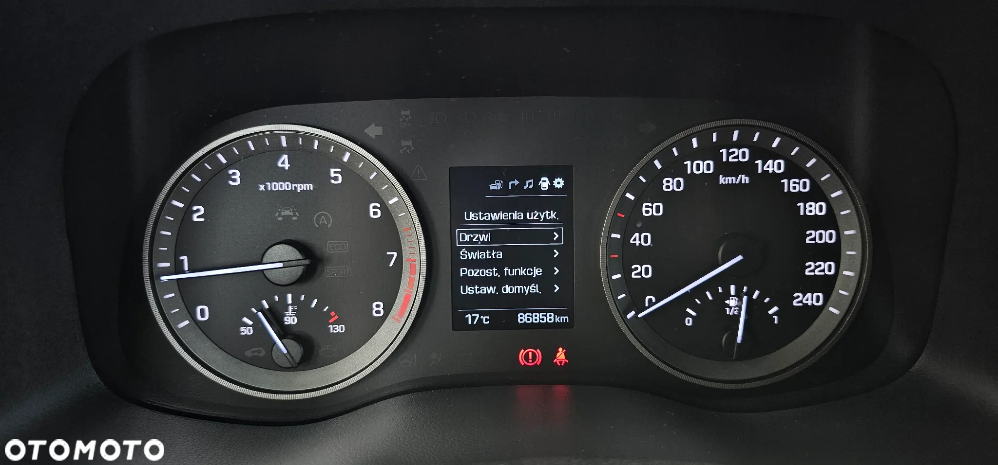 Hyundai Tucson blue 1.6 GDi 2WD Navi - 16