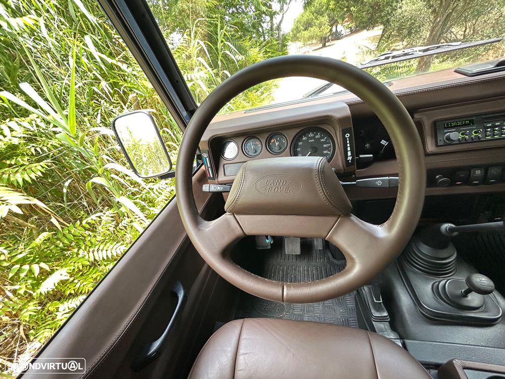 Land Rover Defender 90 2.5 Td5 Soft Top - 18