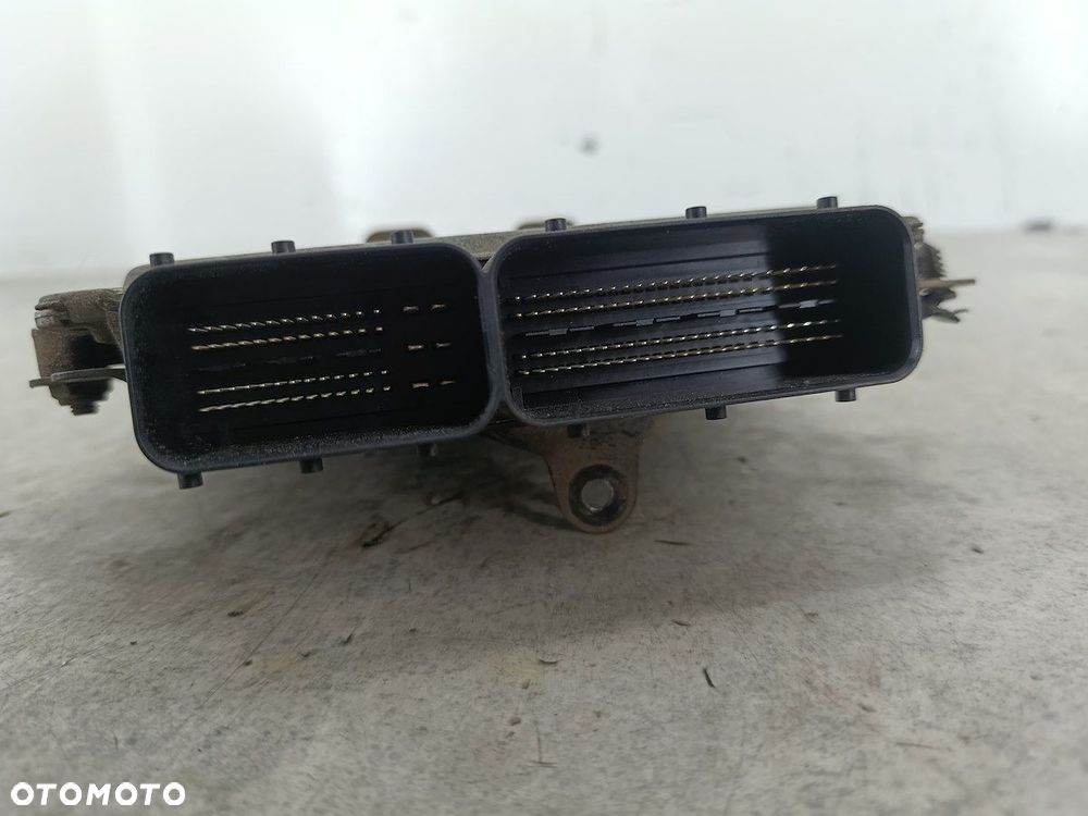 KOMPUTER, STEROWNIK DODGE CALIBER P05094948AG  442630 5WY7887 VDO 1.8 16V - 2
