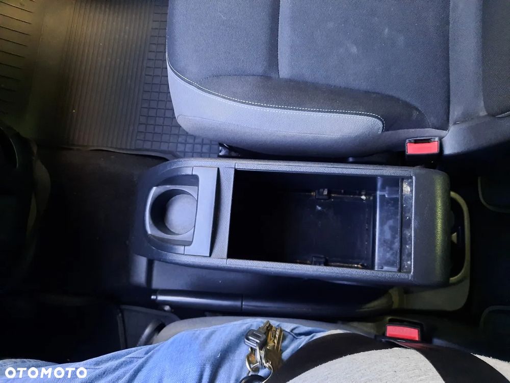 Citroën Berlingo Multispace BlueHDi 100 S&S ETG6 90 Jahre - 29