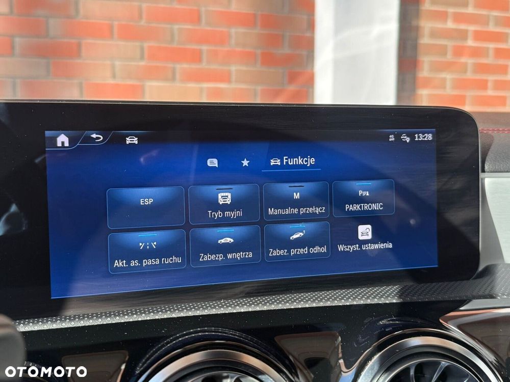 Mercedes-Benz CLA - 20