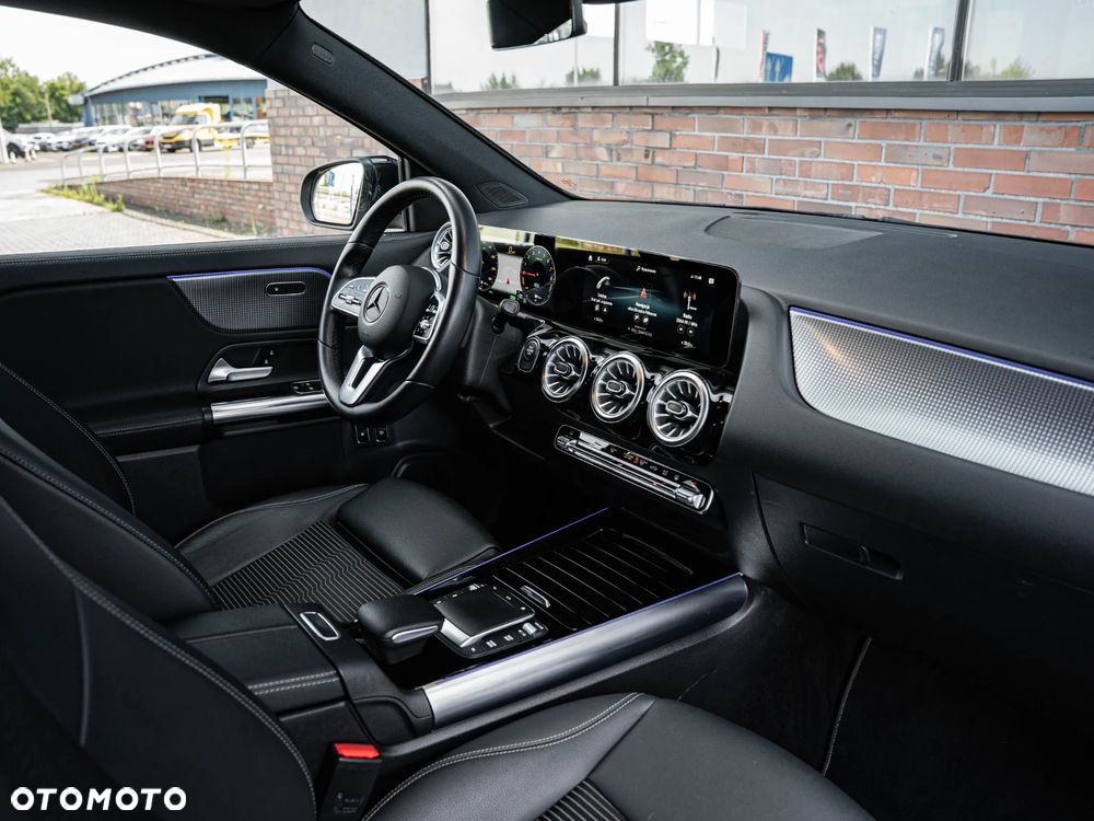 Mercedes-Benz GLA 250 e 8G-DCT Edition Progressive Line - 25