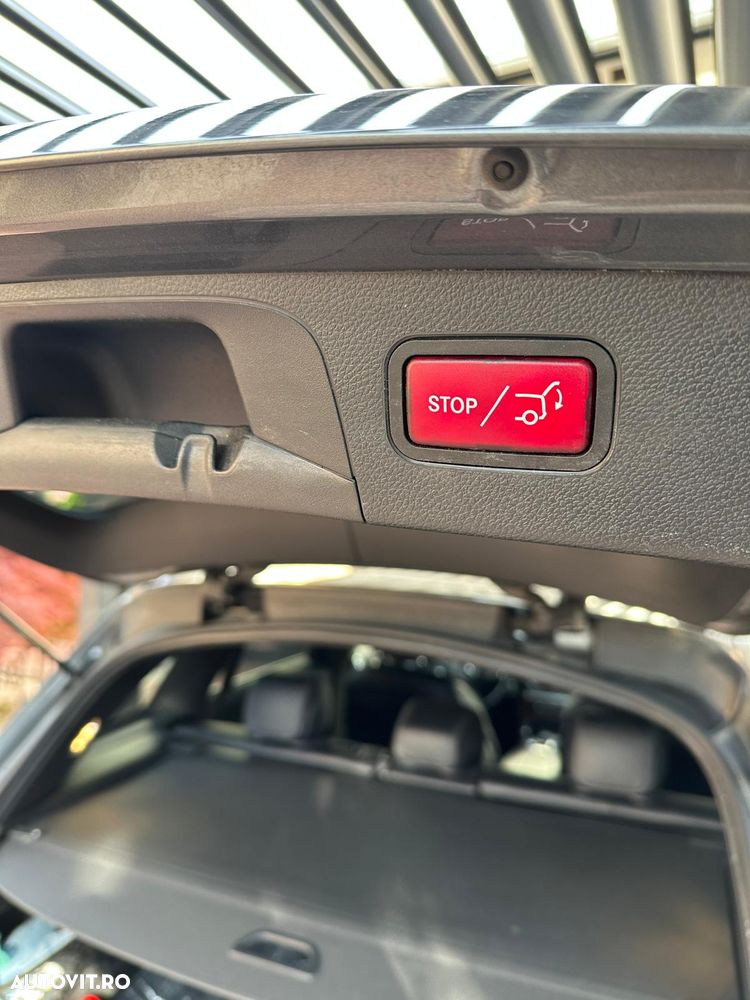 Mercedes-Benz GLC - 30