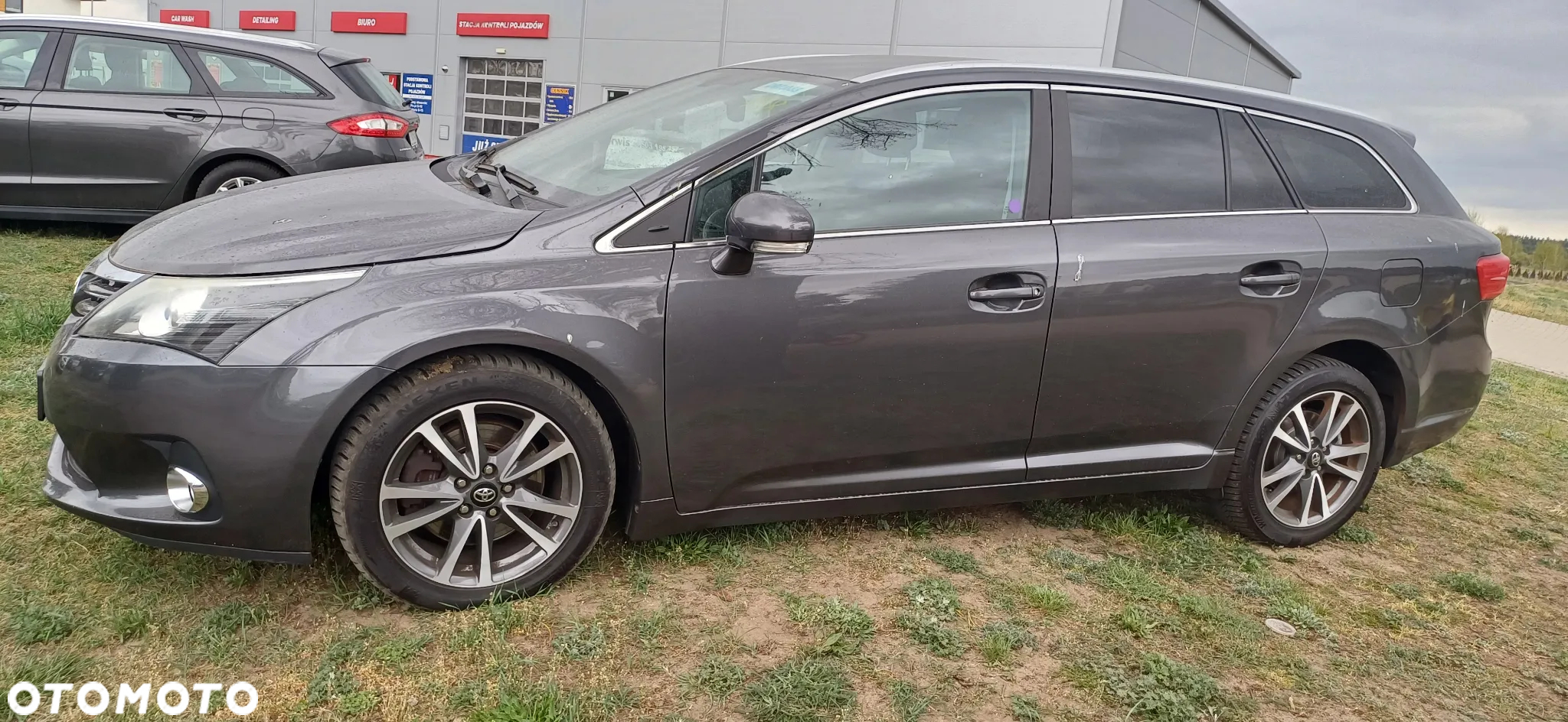 Toyota Avensis Combi 2.2 D-4D Automatik Edition (2014) - 11