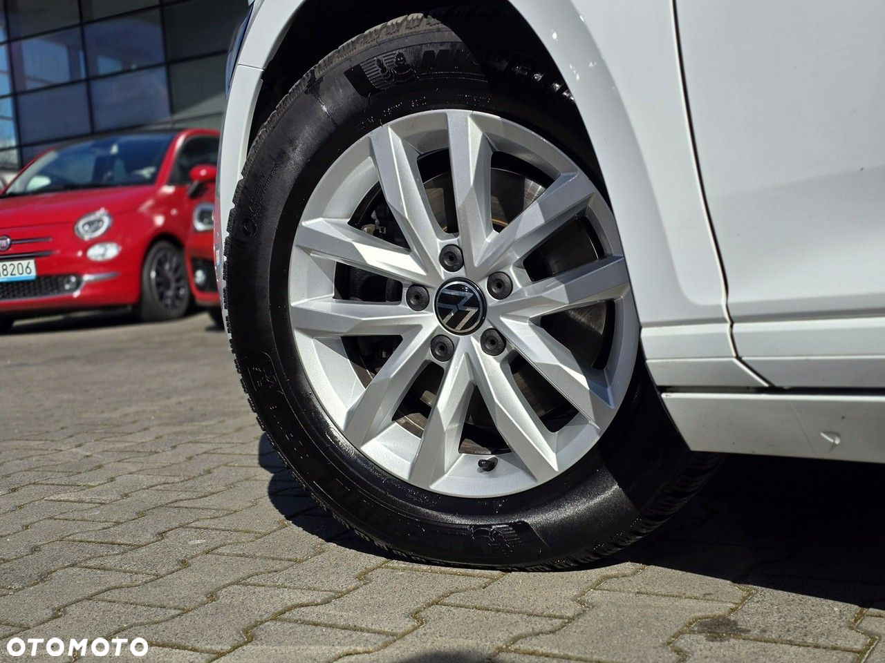 Volkswagen Passat - 15