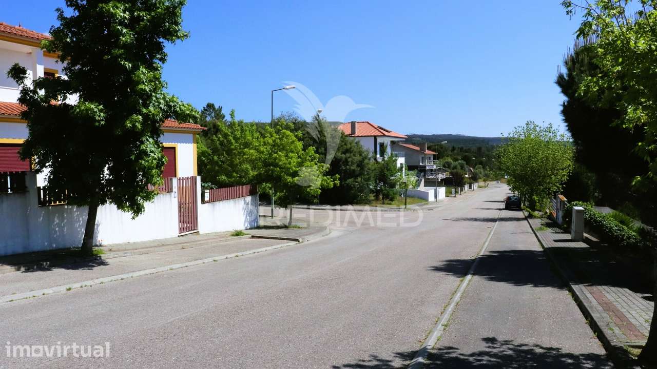 Lote de Moradia geminada. - Grande imagem: 4/6