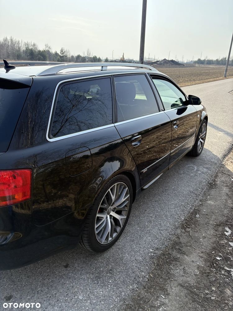 Audi A4 Avant - 11