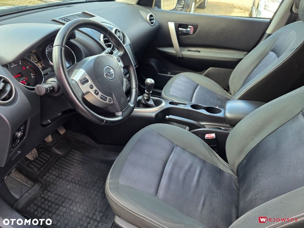 Nissan Qashqai+2 - 13