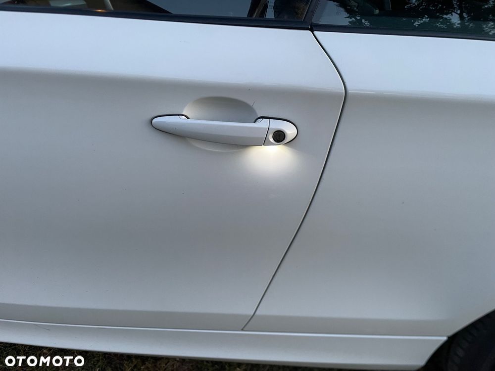 BMW Seria 1 - 15