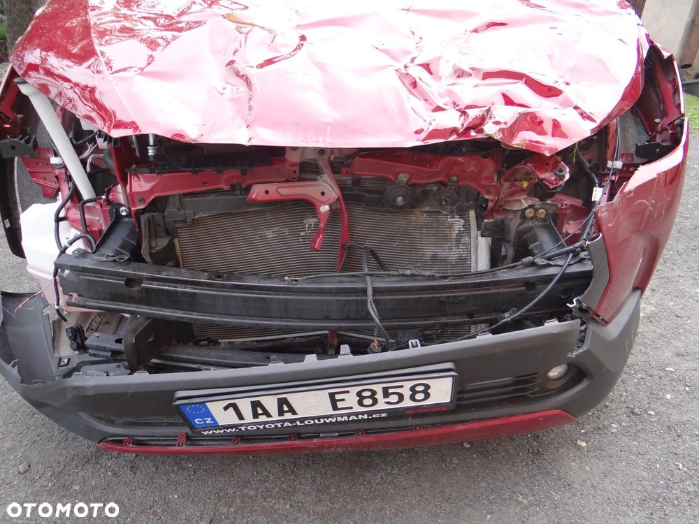 Toyota Corolla Cross - 20