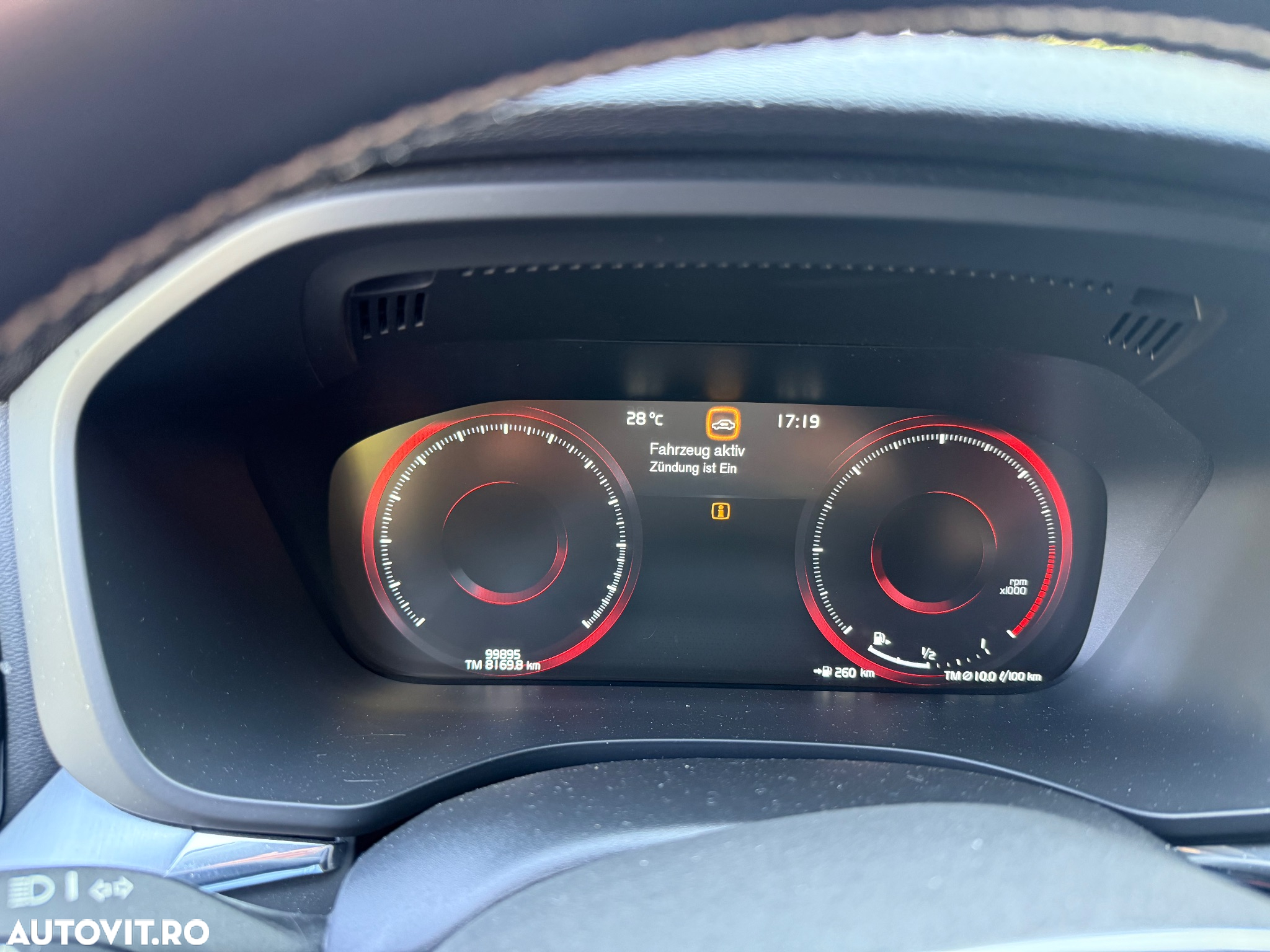 Volvo XC 60 B4 D AWD Geartronic Momentum Pro - 13