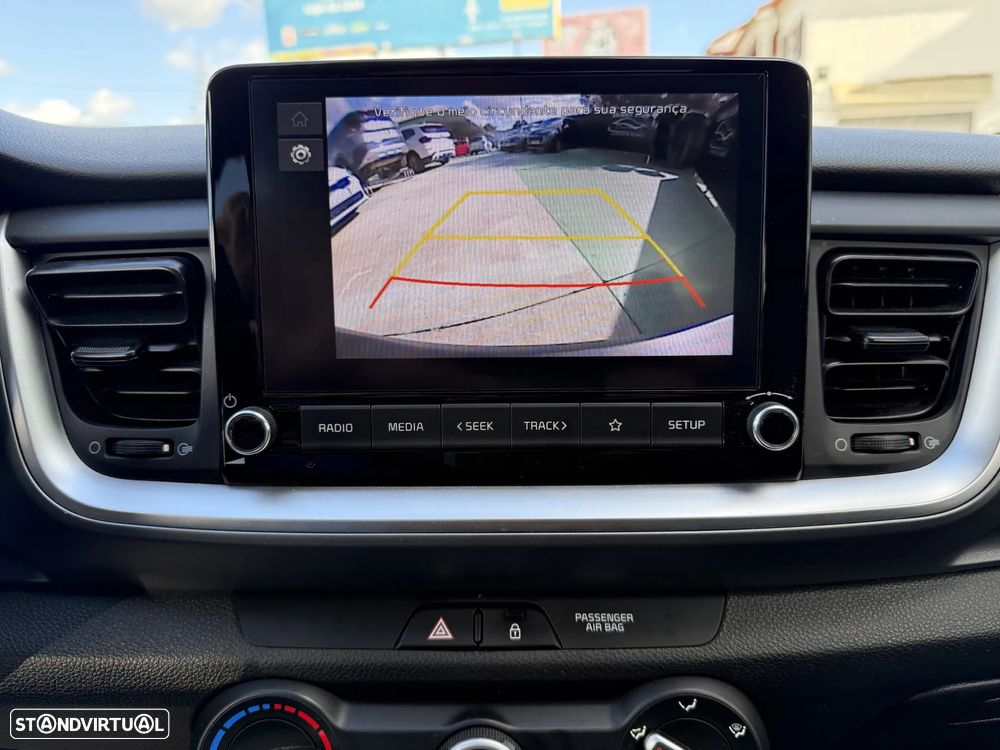 Kia Stonic 1.2 Urban - 37