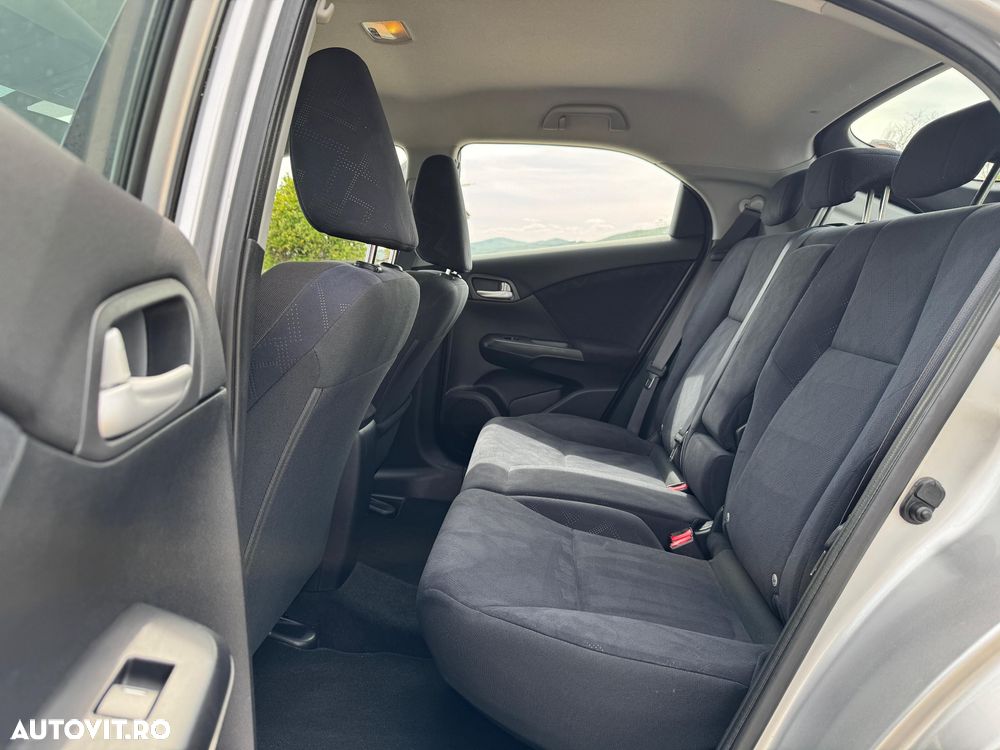 Honda Civic 1.4 i-VTEC i-SHIFT Sport - 9