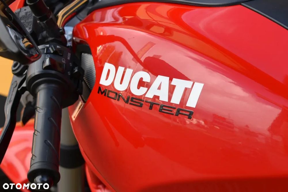 Ducati Monster - 19
