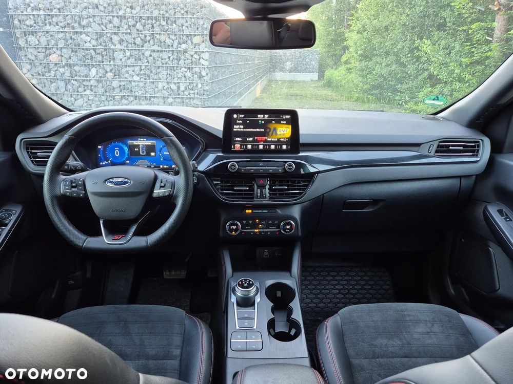 Ford Kuga - 8