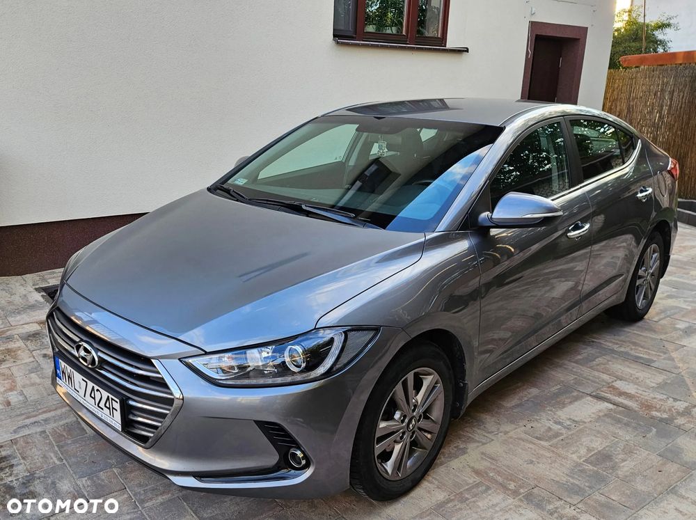 Hyundai Elantra 1.6 Comfort - 1