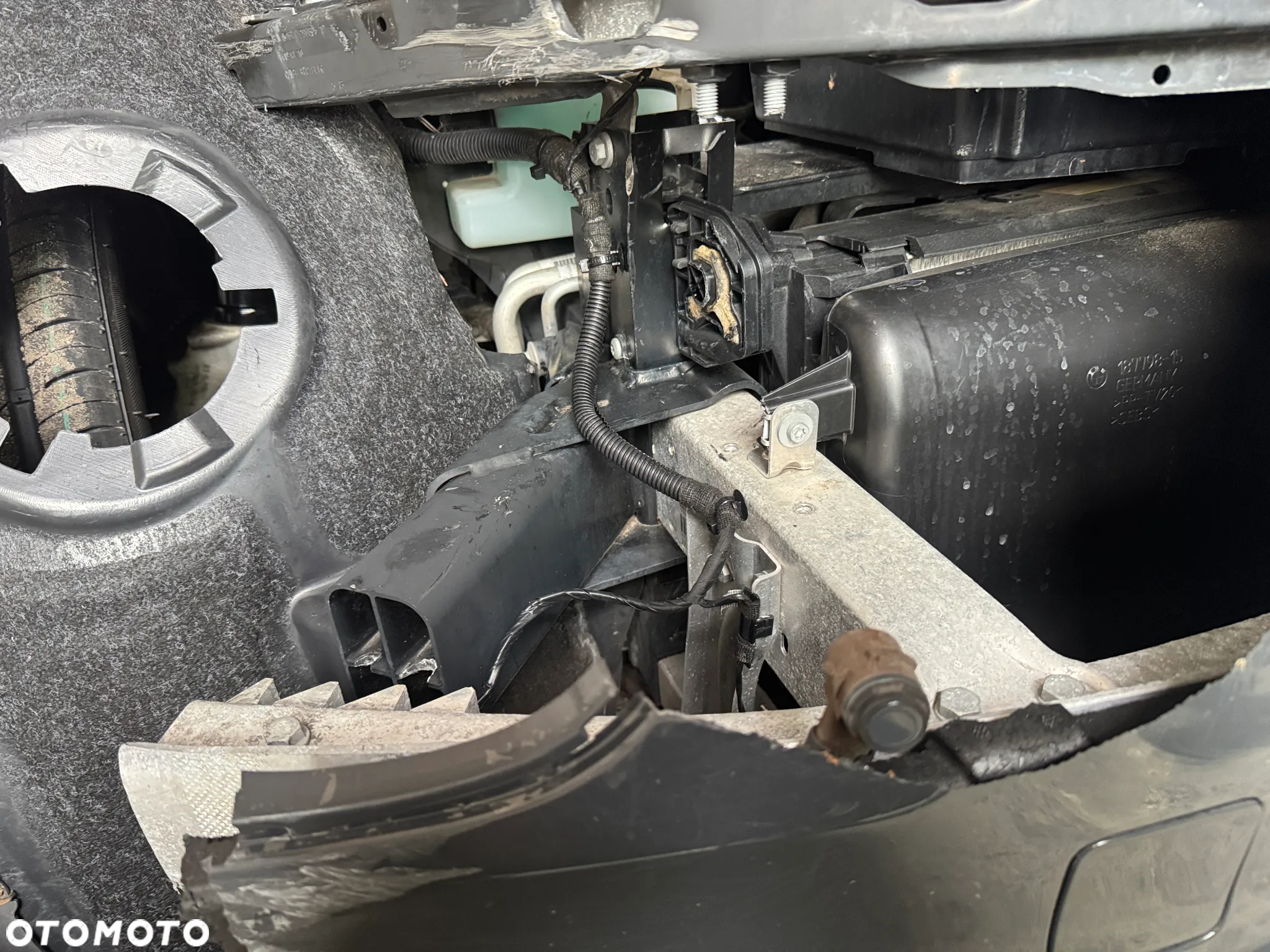 BMW i3 (60 Ah) Range Extender - 18