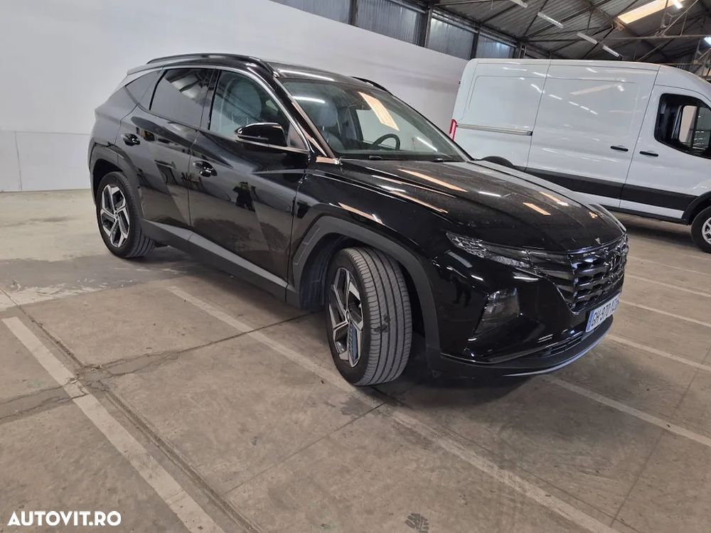 Hyundai Tucson - 2