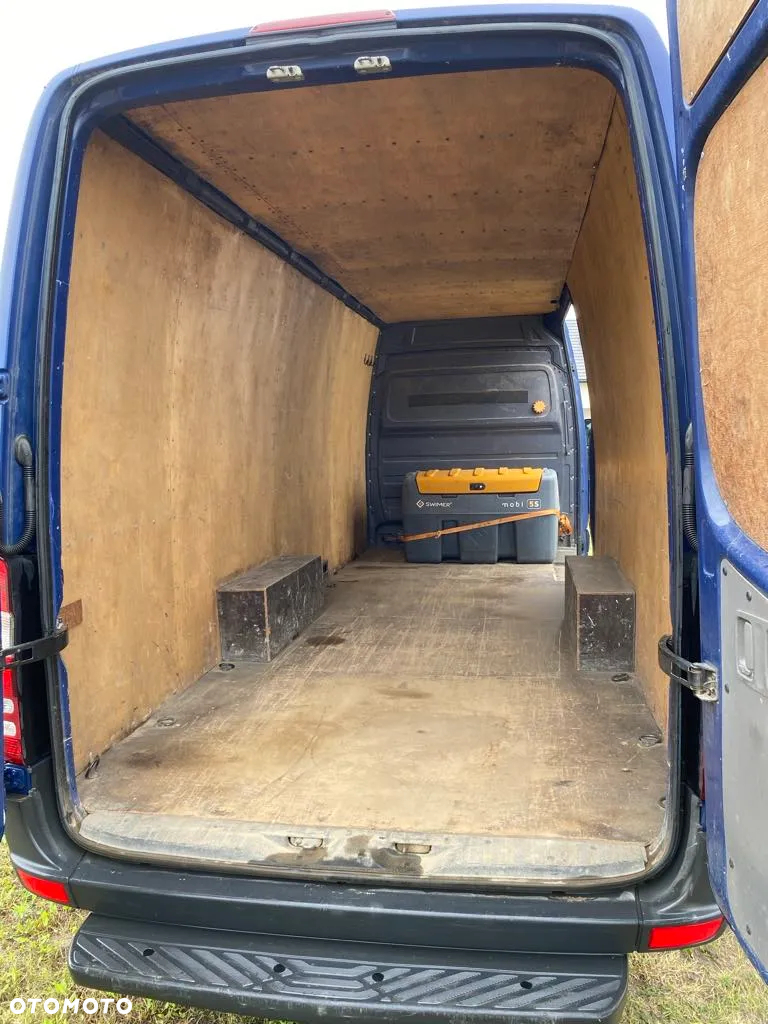 Mercedes-Benz Sprinter - 5