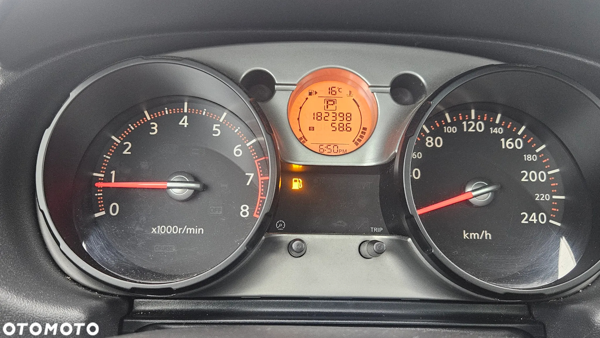 Nissan Qashqai 2.0 Acenta CVT - 21