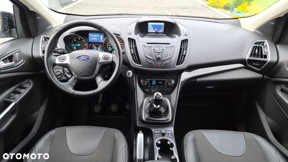 Ford Kuga 2.0 TDCi 4x4 Titanium - 6