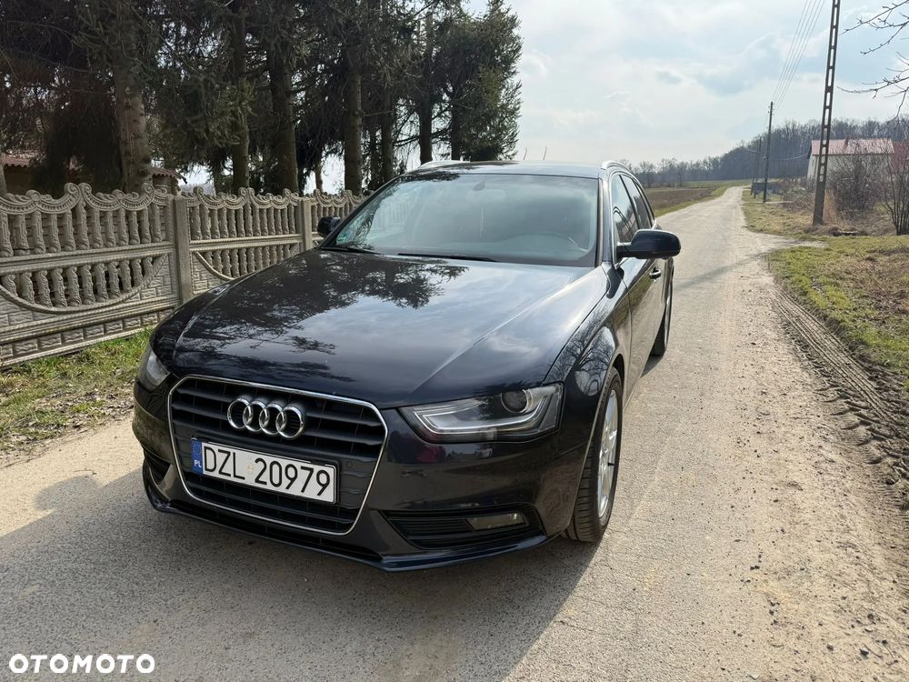 Audi A4 Avant 2.0 TDI DPF Ambiente - 1