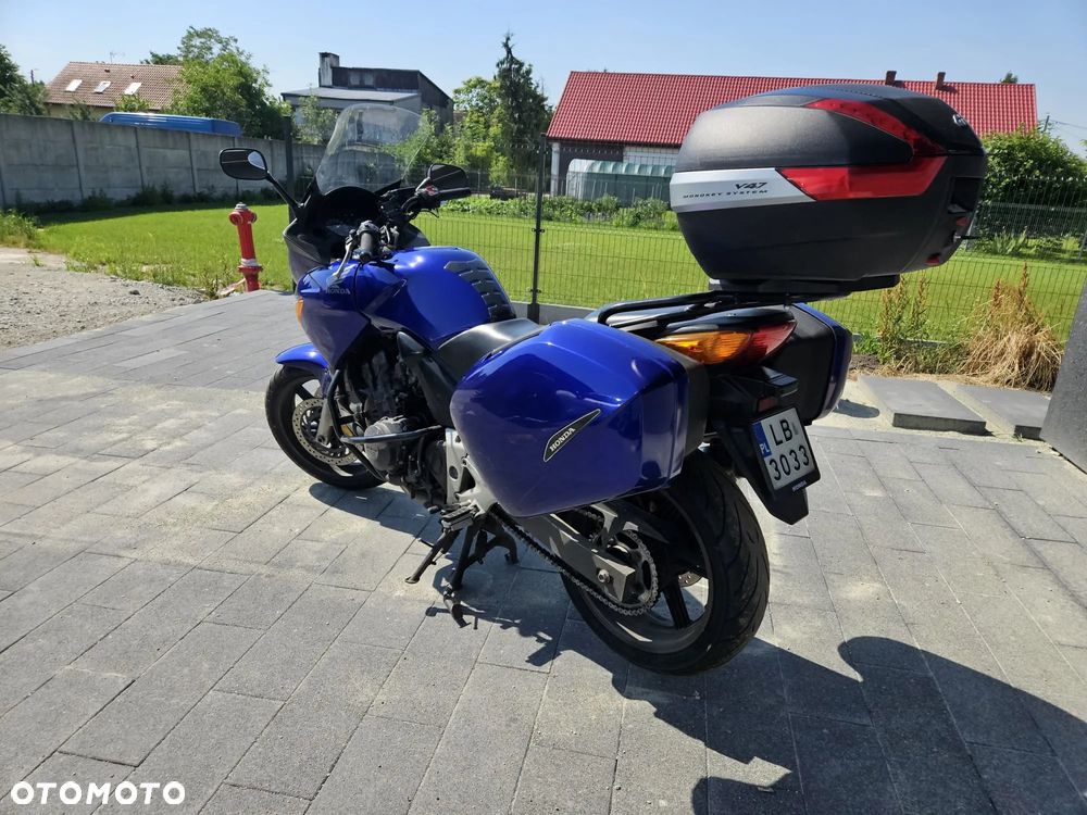 Honda CBF - 3
