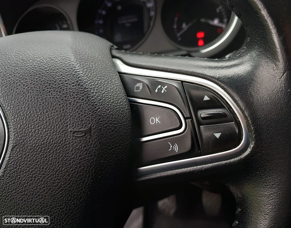 Renault Scénic ENERGY dCi 110 INTENS - 17