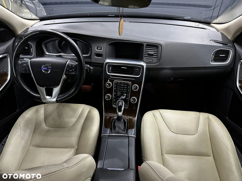 Volvo S60 2.5 T5 AWD - 22