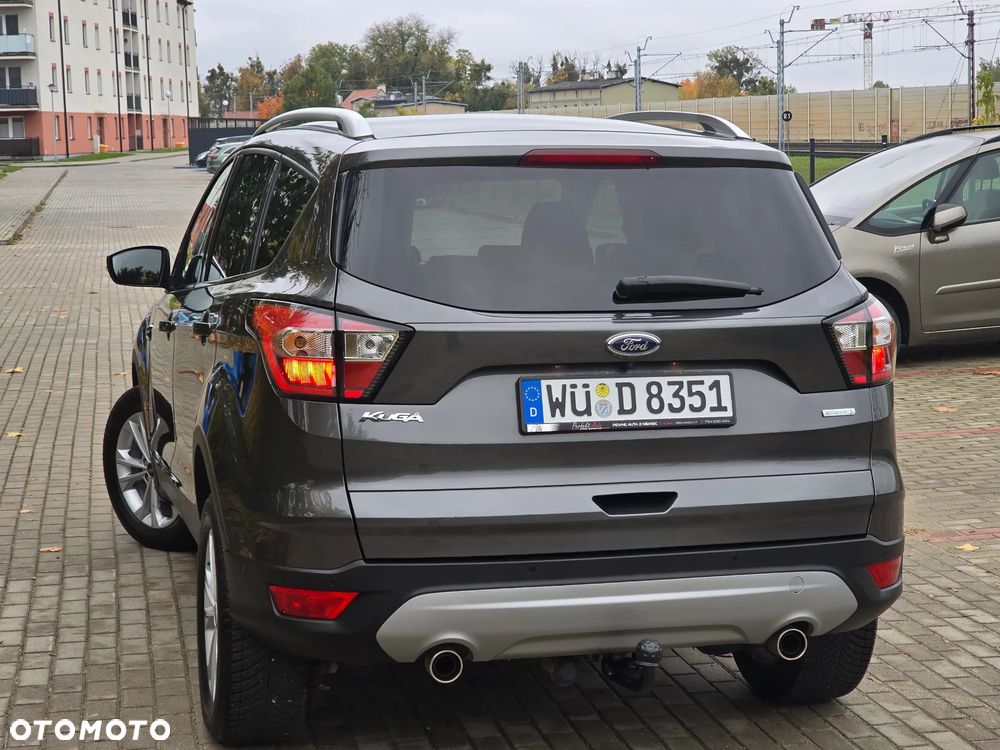 Ford Kuga 1.5 EcoBoost 2x4 Titanium - 37