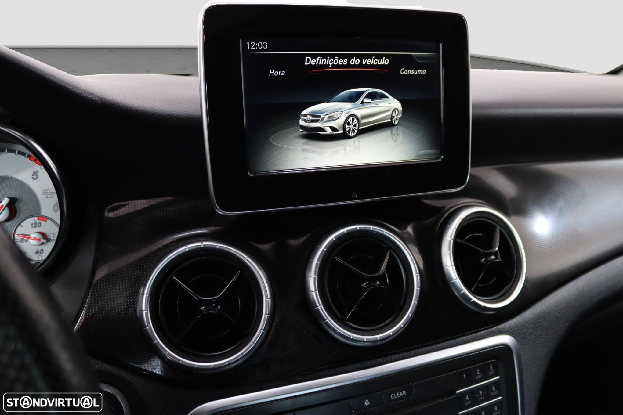 Mercedes-Benz CLA 180 - 11