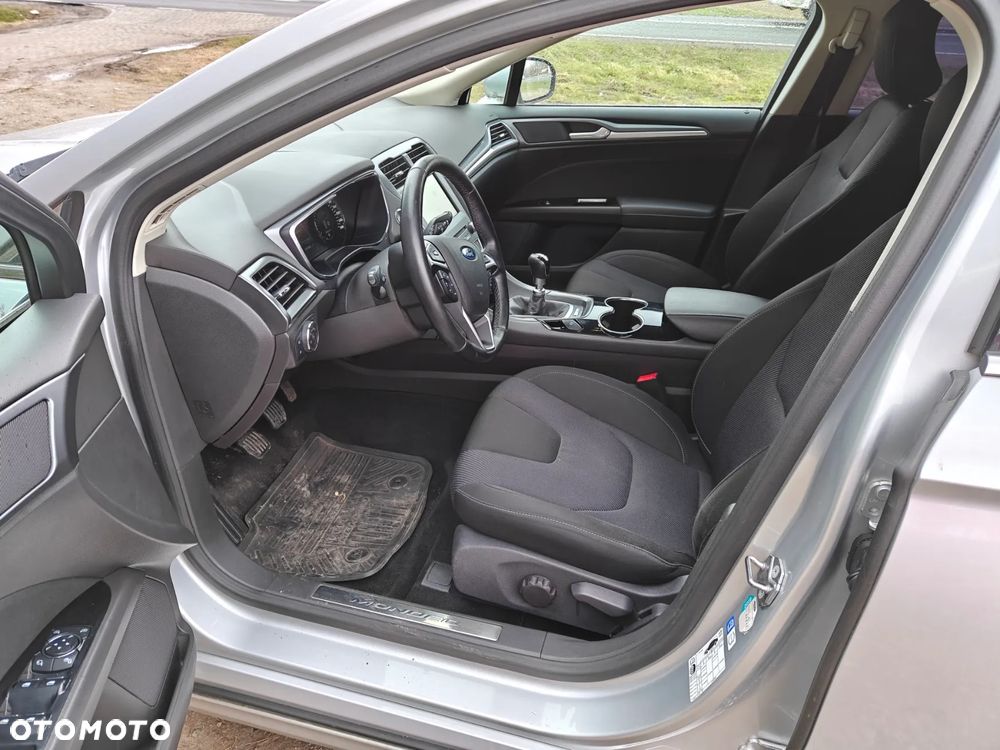 Ford Mondeo 1.5 EcoBoost Titanium - 9