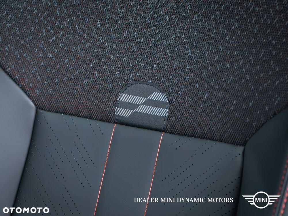 MINI Countryman S ALL4 John Cooper Works Trim - 25